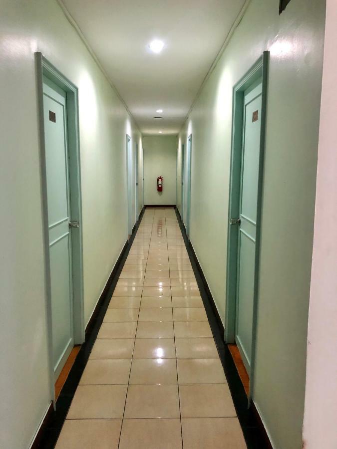 Rajparop Place 曼谷
